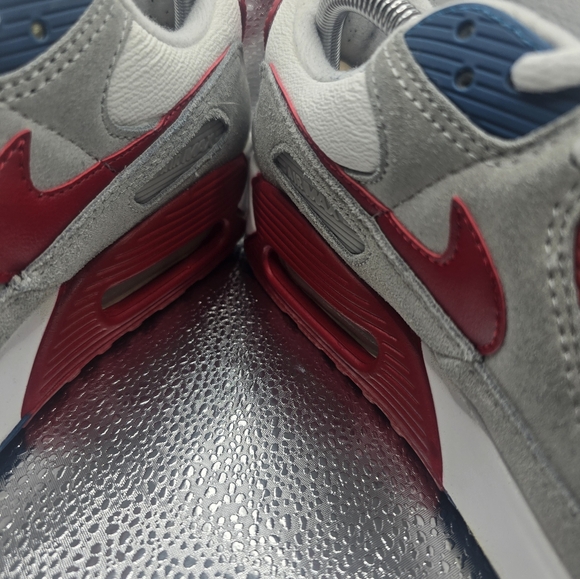 Air max 90 mens size 10.5 DQ8235-001 - Picture 6 of 16